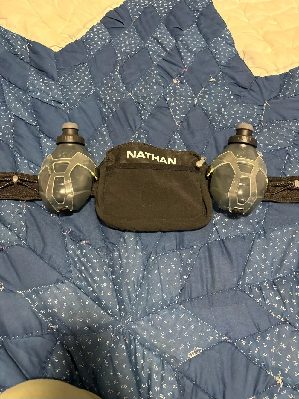 Nathan Dual-Flask Running Belt — Black with Gray Flasks